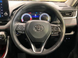 【純正革巻きステアリング】上質な革を使用することで、手にしっかり馴染みとても運転しやすいハンドルです♪