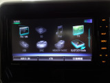 FM/AMラジオ、CD/DVDプレイヤーに加えて、TVチューナーなども付属しております!