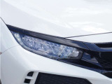 【ヘッドライト】省電力で長寿命の明るく運転しやすいLEDヘッドランプです。明るく照らすので暗い夜道からお客様を守ってくれます。