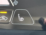 気になる車はすぐにお問い合わせください!画面右側の0066から始まる無料ダイヤルからお問い合わせ下さい!専門スタッフがお車のご質問にお答えいたします!