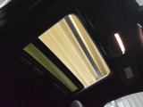 全車店頭にて展示中!お越し頂ければ現車確認が可能です。お気軽にお越しくださいませ。専門スタッフが細かくご説明させて頂きますので輸入車にご不安がある方でも安心です。
