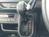 気になる車はすぐにお問い合わせください!画面右側の0066から始まる無料ダイヤルからお問い合わせ下さい!専門スタッフがお車のご質問にお答えいたします!