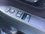 電動格納ミラー付です