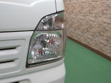 運転席側ヘッドライトです。