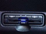 ■【ETC車載器】が装備されています。セットアップをしてお渡しとなり、ETCカードを差し込むだけで高速道路の利用が可能です。