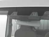 サポカーは、高齢運転者を含めたすべてのドライバーによる交通事故の発生防止・被害軽減対策の一環として、国が推奨する新しい自動車安全コンセプトです。詳しくは販売店スタッフまでおたずねください。