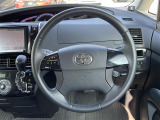 ステアリングです。店舗にて現車の確認もいただけますので、お電話で在庫のご確認の上是非ご来店くださいませ!!!