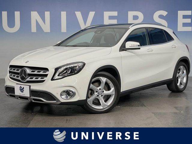 GLAクラス GLA220 4マチック 4WD 