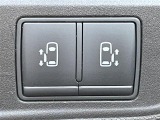 気になる車はすぐにお問い合わせください!画面右側の0066から始まる無料ダイヤルからお問い合わせ下さい!専門スタッフがお車のご質問にお答えいたします!
