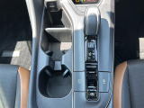 店舗にて現車の確認もいただけますので、お電話で在庫のご確認の上是非ご来店くださいませ。