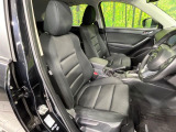 運転席シート廻りは使用感も少なく、良好な状態となっています。丁寧に使われていたことがよくわかりますね。