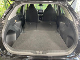 普段のお買い物や通勤、送迎等に十分な荷室スペースを確保しております。セカンドシートを倒すと、大きな荷物の積載も可能です♪