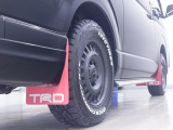 TRDリアスポイラー・TRDマッドフラップ・TRDサイドスカート・FLEXオリジナル煌めきREDテールランプ!