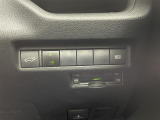 気になる車はすぐにお問い合わせください!画面右側の0066から始まる無料ダイヤルからお問い合わせ下さい!専門スタッフがお車のご質問にお答えいたします!