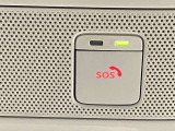 【SOSコール】急病時や危険を感じた時にはSOSコールスイッチを押すと専門オペレーターに接続!万が一エアバック展開事故の時は自動通報します!