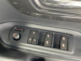 【パワーウインドウ】運転席のスイッチで、各席の窓ガラスの開閉ができます!あると便利ですよね!