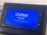 【純正ナビ】人気の純正ナビを装備しております。ナビの使いやすさはもちろん、オーディオ機能も充実!キャンプや旅行はもちろん、通勤や買い物など普段のドライブも楽しくなるはず♪