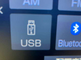 USB接続できます。スマホと接続して音楽を楽しんでください。