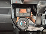 【オートエアコン】車内温度を感知して自動で温度調整をしてくれるのでいつでも快適な車内空間を創り上げます!
