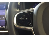 アダプティブクルーズコントロール・パイロットアシスト(車線維持機能付き追従型クルーズコントロール)はスイッチ一つの簡単操作です