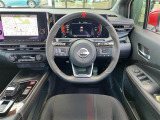 気になる車はすぐにお問い合わせください!画面右側の0066から始まる無料ダイヤルからお問い合わせ下さい!専門スタッフがお車のご質問にお答えいたします!