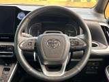【純正革巻きステアリング】上質な革を使用することで、手にしっかり馴染みとても運転しやすいハンドルです♪