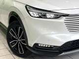 【シーケンシャルターンランプ付きLEDヘッドライト】人気の『流れるウィンカー』付きのLEDヘッドライトを装備♪高級感はもちろん、点灯時は存在感たっぷりで他車からも認識されやすく安心です。