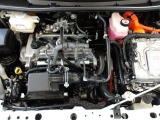 エンジンとモーターが協調して走る先進のハイブリッドシステム。地球環境に優しいパワーユニットです!