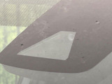 【プリクラッシュセーフティ】前方の車両等を検知し、衝突しそうな時は警報で注意を促し、ブレーキを踏む力をサポート。ブレーキを踏めなかった場合は衝突被害軽減ブレーキが作動、衝突回避をサポートします。