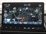 純正11.4インチHondaCONNECTナビ(LXM-247VFLi)&バックカメラが装備されているので、普段の使い勝手もロングドライブも快適です。