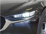 【LEDヘッドライト】省電力で長寿命の明るく運転しやすいLEDヘッドランプです。明るく照らすので暗い夜道からお客様を守ってくれます。お近くの広島マツダまでお越しください。