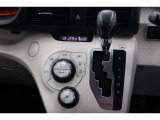 【オートエアコン】温度だけ設定すれば後は車におまかせ♪