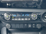 気になる車はすぐにお問い合わせください!画面右側の0066から始まる無料ダイヤルからお問い合わせ下さい!専門スタッフがお車のご質問にお答えいたします!