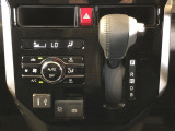 温度を設定すれば、自動で車内の温度管理をしてくれる優れものです♪ATミッションで運転楽々