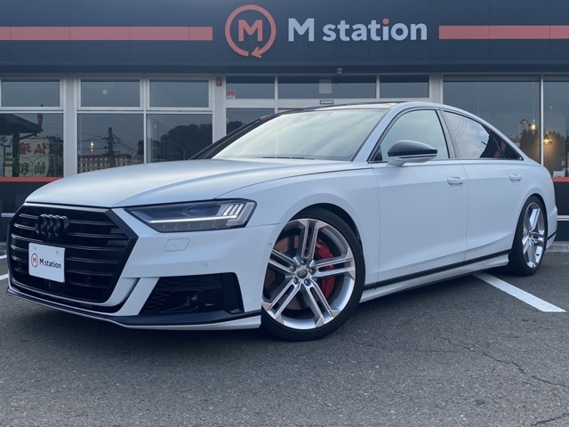 S8 4.0 4WD マッドホワイトラッピング 純正ナビ Bカ