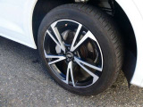 【アルミホイール】アルミホイール 5アームファルクスデザイン8J×20+255/45R20タイヤ ☆Audi純正アクセサリー