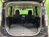 普段のお買い物や通勤、送迎等に十分な荷室スペースを確保しております。セカンドシートを倒すと、大きな荷物の積載も可能です♪