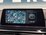 ●純正ナビ:一体感のあるナビは、高級感ある車内を演出してくれます。オーディオ機能も充実しておりますので、運転もより楽しめます♪