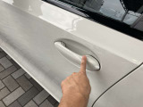 このお車は【浦和美園支店】に展示中です!ご来場、お問い合わせをスタッフ一同お待ちしております。<住所>埼玉県さいたま市緑区美園6-11-1 <TEL>048-812-2525