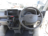 運転席からの俯瞰図になります!ドライバーが使いやすいような配置になっています。