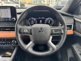 アウトランダー PHEV 2.4 P 4WD 本革シート