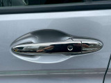 点検整備費用が本体費用に含まれております。ご納車前に当店ディーラー整備工場にて点検・整備を実施してお引き渡しさせていただきます。
