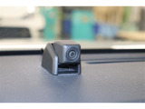 車内撮影用ドラレコも搭載。万が一の場合、自分が安全確認をきちんとしていたことや、例えばスマホなどを操作せず法令順守していたこと等が記録できます。したがって、自分の無実を証明するのに大いに役立ちます。