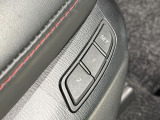 【メモリー機能付きパワーシート】ドライバーごとに設定したシート位置を記憶して、ボタン一つで切り替えできる便利な機能!運転する方が複数名いらっしゃるご家庭におすすめです♪