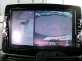 アラウンドビューモニター!空から見下ろしているかのような映像を映し出します。駐車時には安心ですよね♪