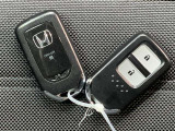 スマートキーでワンタッチで鍵の開け閉め可能です