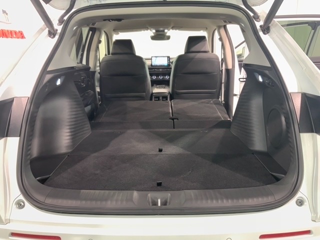 ぷれお様10/5現車確認　55555円 新車取り外し!ZR-V/ZRV e:HEV RZ3/RZ4/RZ5/RZ6 純正 エンブレム