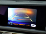 車庫入れに便利なバックモニター付きです