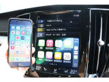 AppleCarPlay・AndroidAutoを装備していますので、大画面でスマートフォンの操作が可能です。