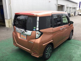 右斜め後ろ
